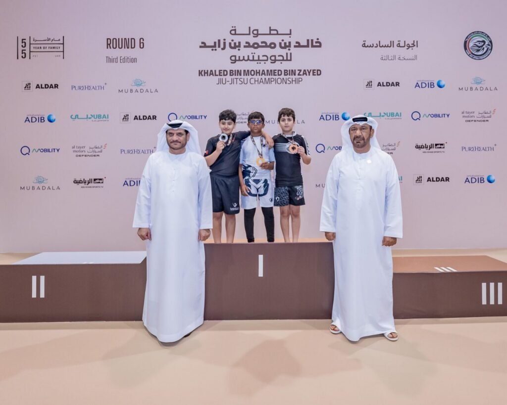 الشارقة للدفاع عن النفس يتصدر منافسات اليوم الأول في الجولة الـ 6 من بطولة خالد بن محمد بن زايد للجوجيتسو