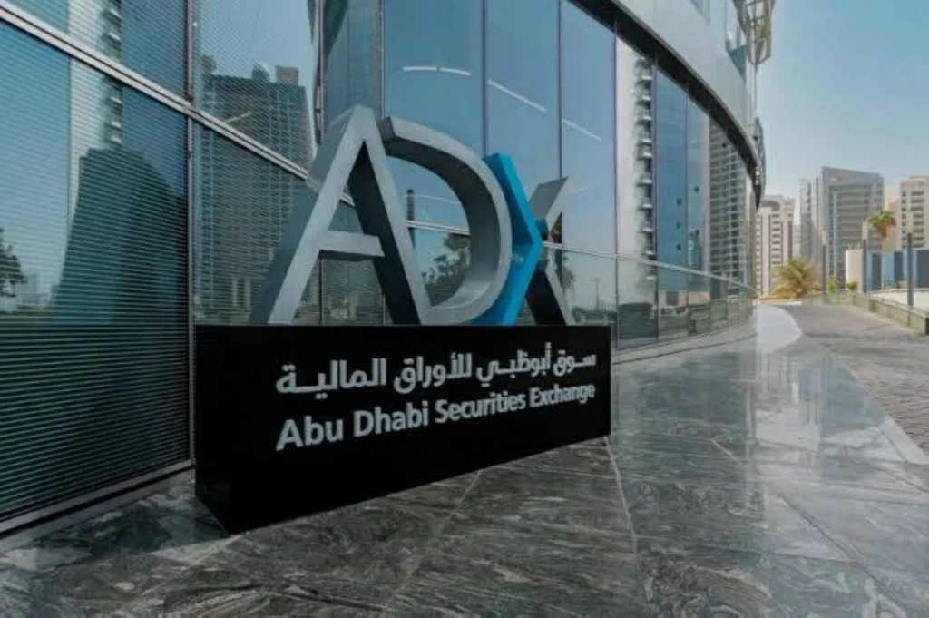 سوق أبوظبي لأعلى مستوى في 5 أسابيع بدعم البنوك والطاقة
