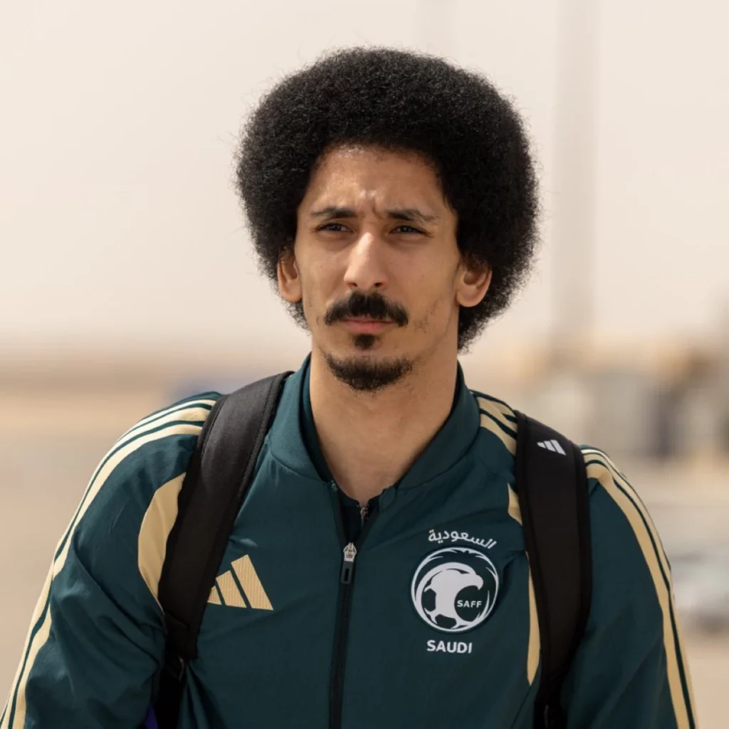 السعودية تستدعي حارس مرمى التعاون لقائمة «خليجي 27»